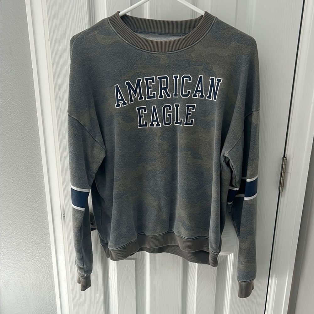 American Eagle Gray Sweatshirt